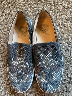 Vince Camuto Ladies Star Studded Slip-On Loafers Size 7.5 M